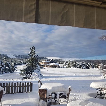 Chalet Hotel Du Mont Lozere Cubieres Екстериор снимка